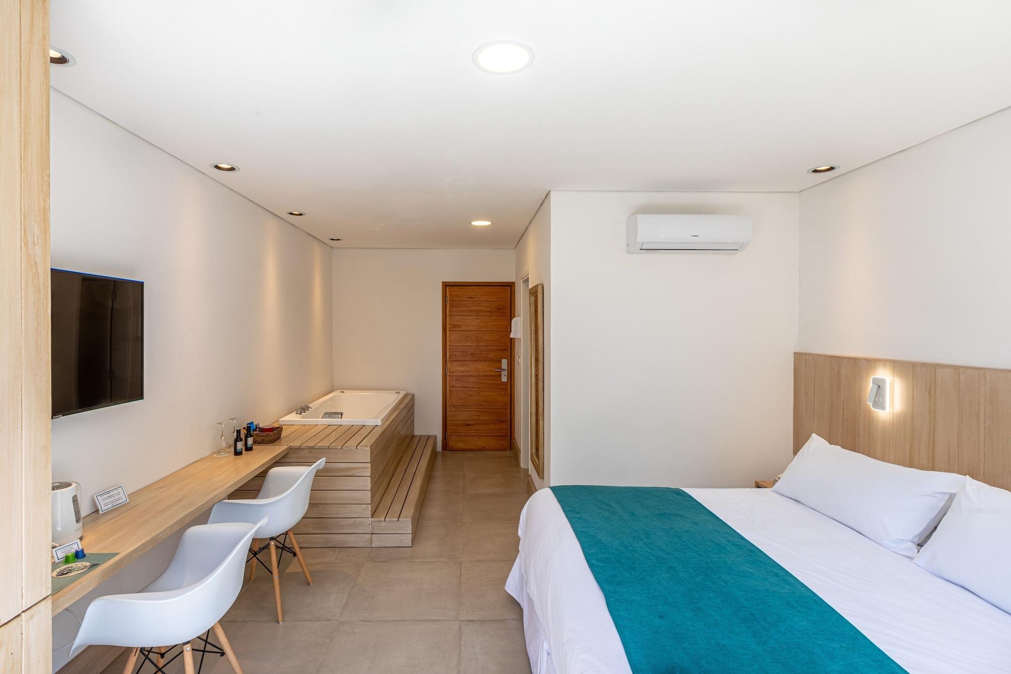 Hotel Live Boutique (adults Only) 4*